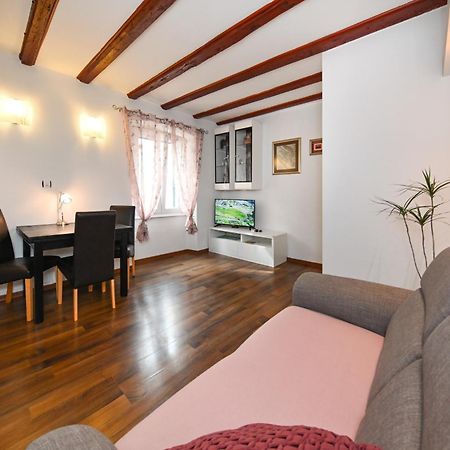 Apartment Aldora 자다르 외부 사진
