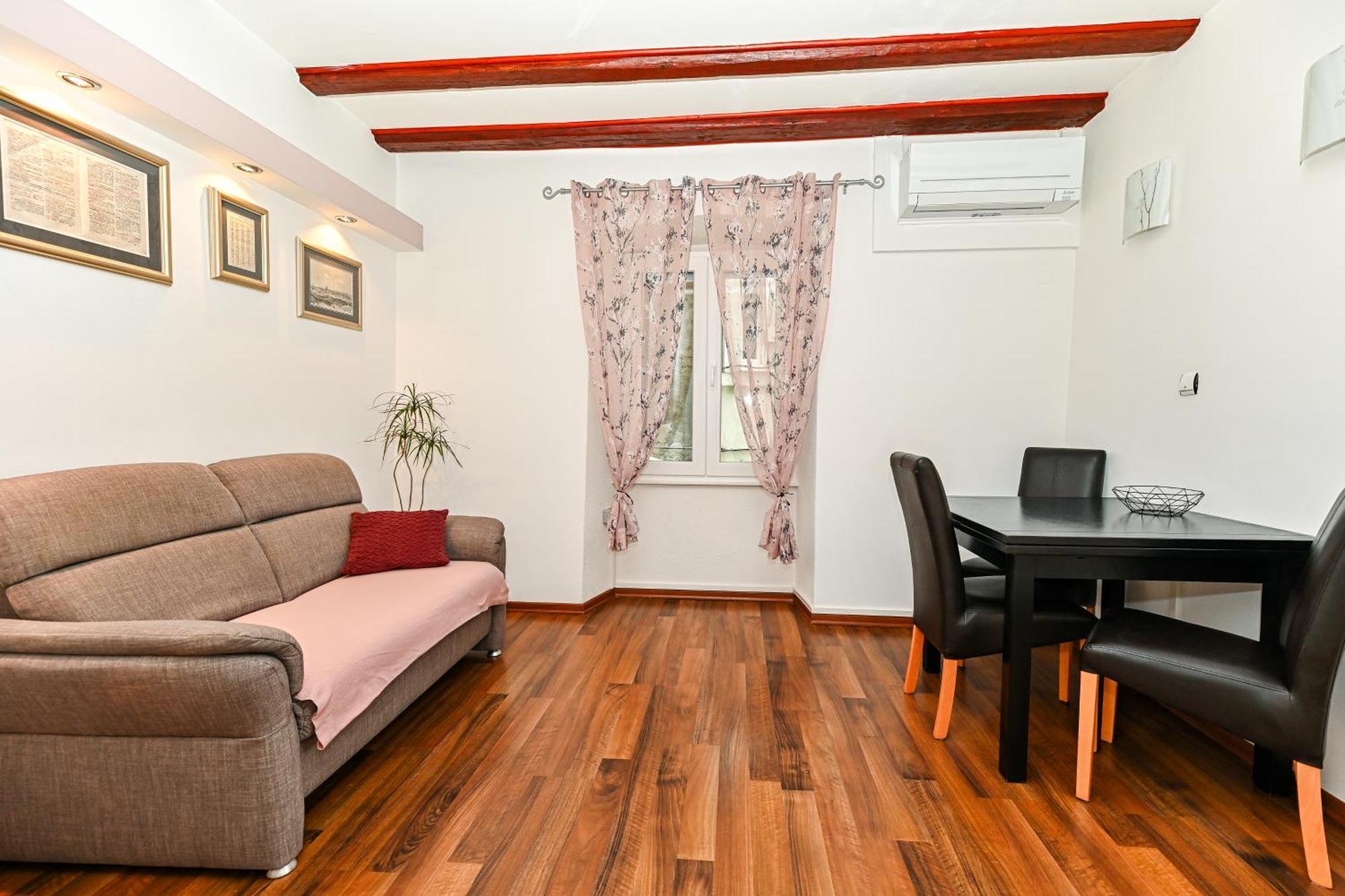 Apartment Aldora 자다르 외부 사진