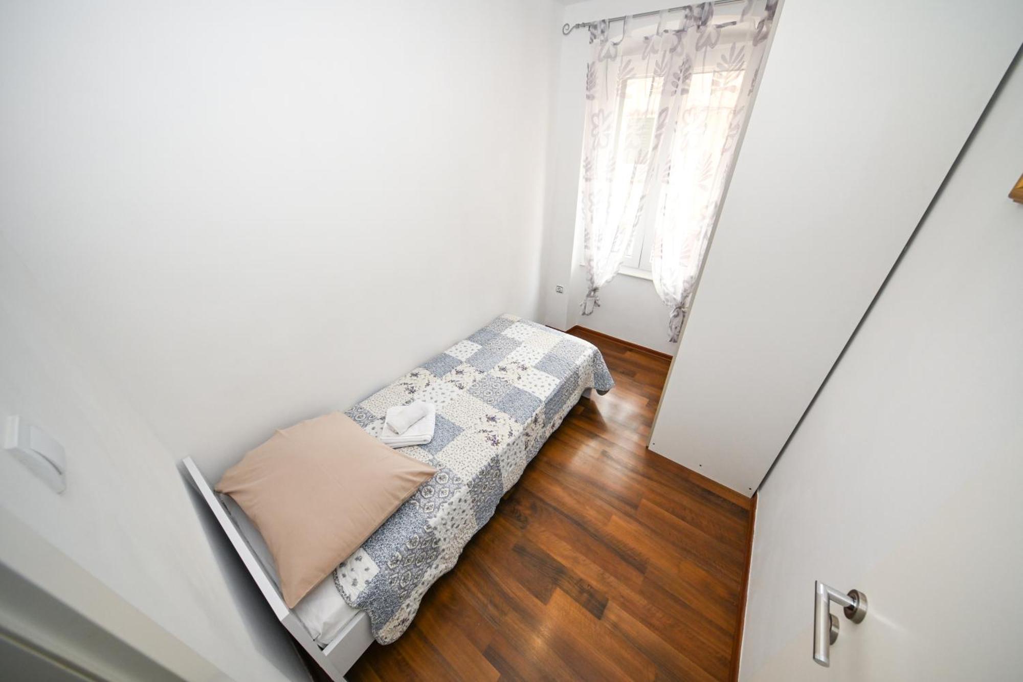 Apartment Aldora 자다르 외부 사진